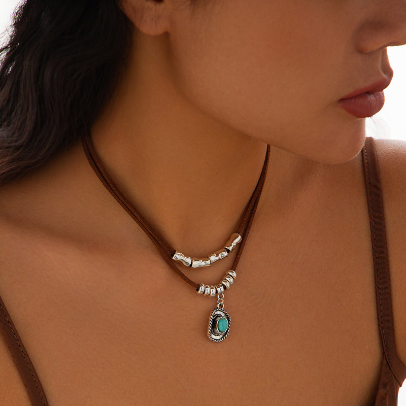 Collar con colgante vintage