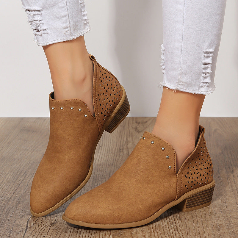 Botin corto a la moda