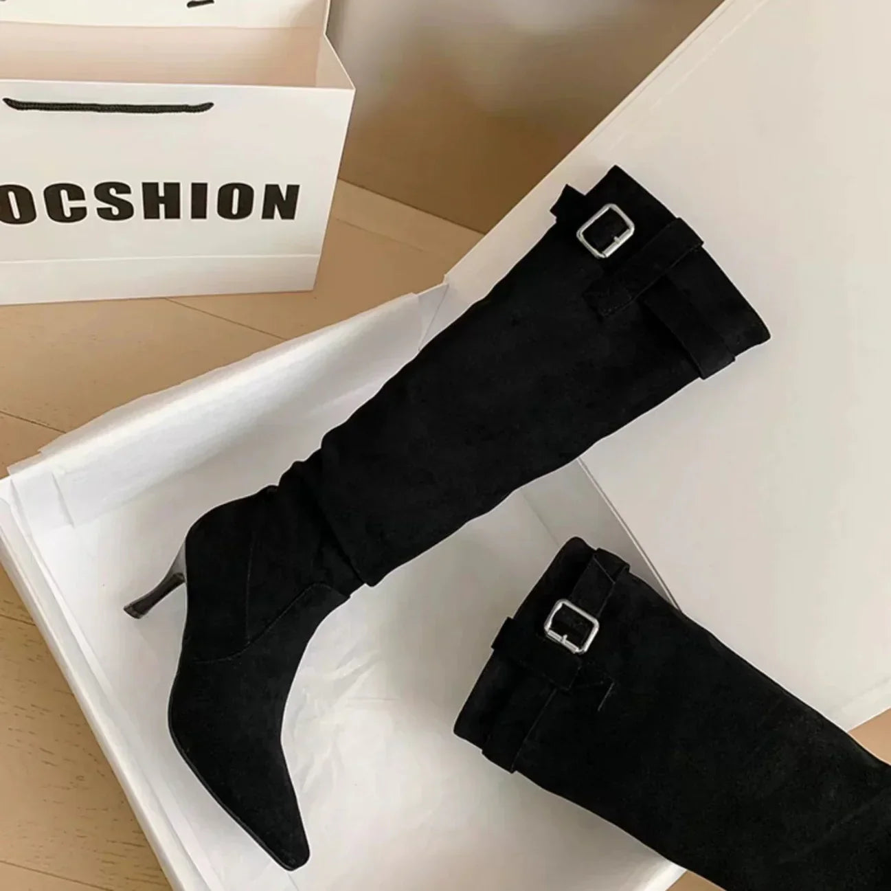 Bota Monaco alta taco punta