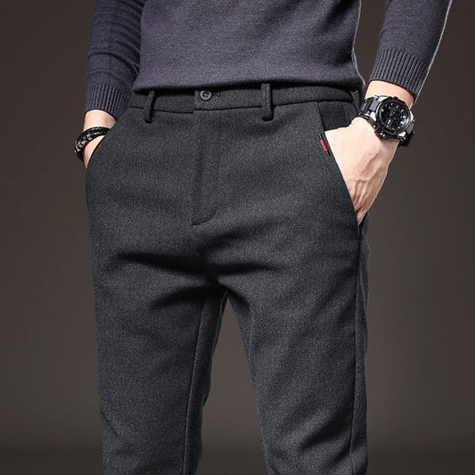 Pantalon ajustado elegante