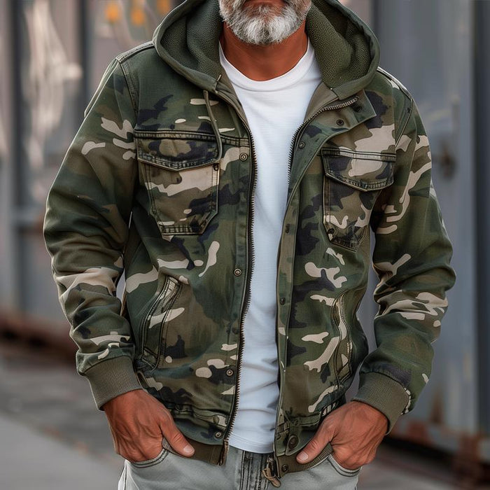 Chaqueta militar con capucha