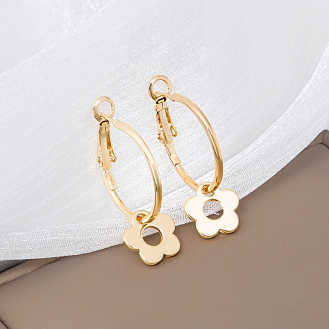 Aros colgante de flor